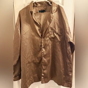 Robert Louis Men’s brown and gold Pajama shirt and bottoms set size XL